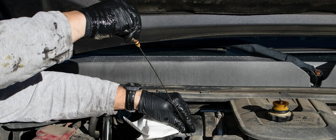 Disposable Gloves for Home Mechanics: What to Look For